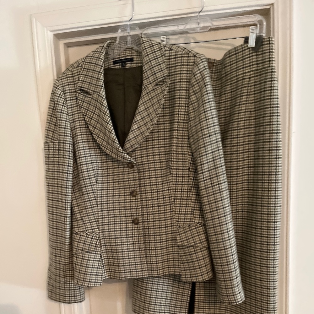 Suit